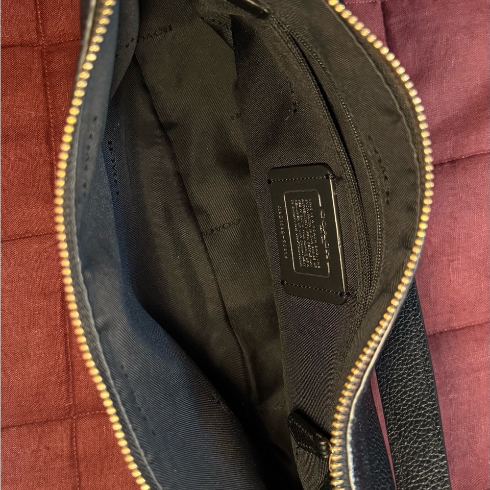 Coach Pebbled Black Leather Shoulder Bag - Picture 2 of 4
